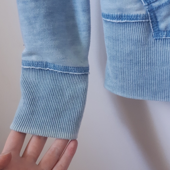 Chill, Faded Blue Zip Up Sweater - Size small - Picture 5 of 6